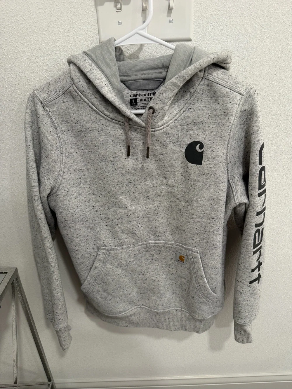 Carhartt Men’s Light Heather Gray Crewneck Hoodie with Logo